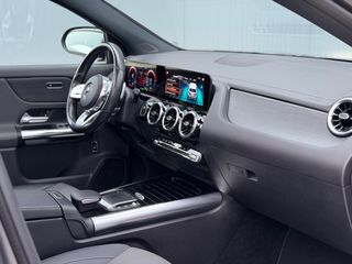 Mercedes-Benz GLA 250 2021 *MAT*AMG LINE*PANORAMA*MULTIBEAM*FULL EXTRA*-thumb-58