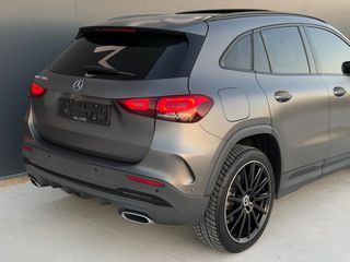 Mercedes-Benz GLA 250 2021 *MAT*AMG LINE*PANORAMA*MULTIBEAM*FULL EXTRA*-thumb-19
