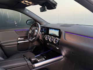 Mercedes-Benz GLA 250 2021 *MAT*AMG LINE*PANORAMA*MULTIBEAM*FULL EXTRA*-thumb-22