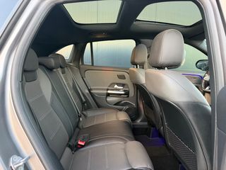 Mercedes-Benz GLA 250 2021 *MAT*AMG LINE*PANORAMA*MULTIBEAM*FULL EXTRA*-thumb-29