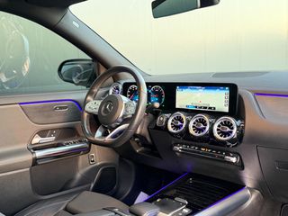 Mercedes-Benz GLA 250 2021 *MAT*AMG LINE*PANORAMA*MULTIBEAM*FULL EXTRA*-thumb-31