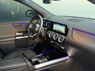 Mercedes-Benz GLA 250 2021 *MAT*AMG LINE*PANORAMA*MULTIBEAM*FULL EXTRA*-thumb-32