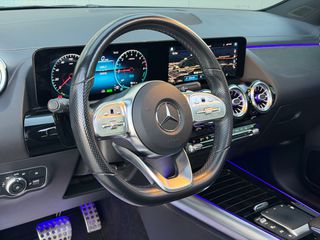 Mercedes-Benz GLA 250 2021 *MAT*AMG LINE*PANORAMA*MULTIBEAM*FULL EXTRA*-thumb-38