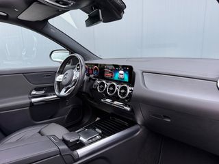 Mercedes-Benz GLA 250 2021 *MAT*AMG LINE*PANORAMA*MULTIBEAM*FULL EXTRA*-thumb-60