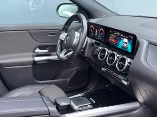 Mercedes-Benz GLA 250 2021 *MAT*AMG LINE*PANORAMA*MULTIBEAM*FULL EXTRA*-thumb-63