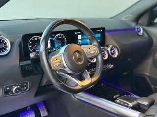 Mercedes-Benz GLA 250 2021 *MAT*AMG LINE*PANORAMA*MULTIBEAM*FULL EXTRA*-thumb-50