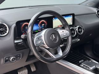 Mercedes-Benz GLA 250 2021 *MAT*AMG LINE*PANORAMA*MULTIBEAM*FULL EXTRA*-thumb-31