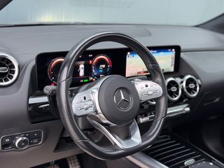 Mercedes-Benz GLA 250 2021 *MAT*AMG LINE*PANORAMA*MULTIBEAM*FULL EXTRA*-thumb-42