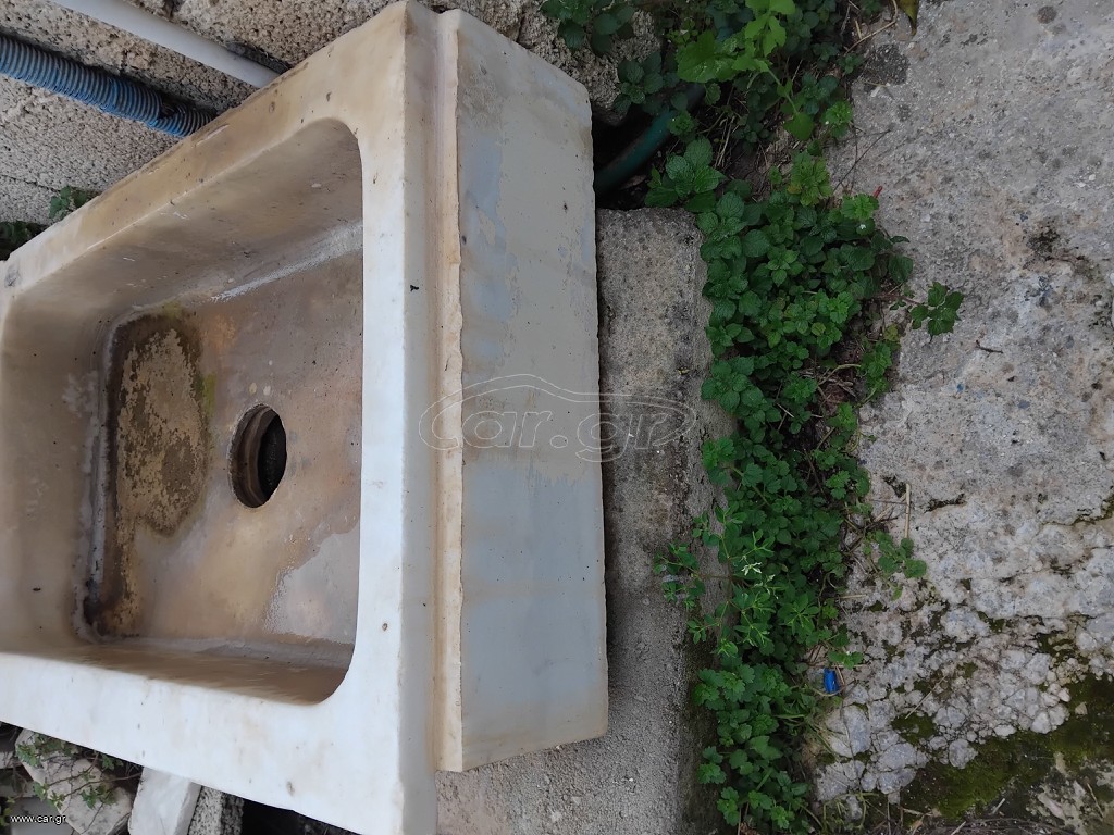 Νεροχύτης μαρμάρινος