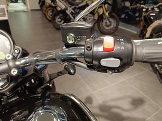 Triumph Speed Master 2026 Bonneville-thumb-7