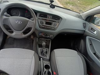 Hyundai i 20 2016 1.2 BLUE EURO 6 AIR CONDITION-thumb-9