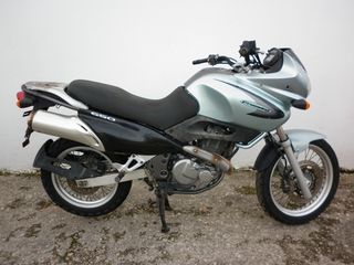Suzuki XF 650 Freewind 2003-thumb-3