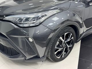 Toyota C-HR 2021 1.8 HYBRID C-LUB-thumb-1