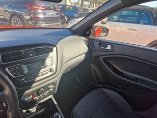 Hyundai i 20 2019 1.2 STYLE (83 HP)-thumb-16