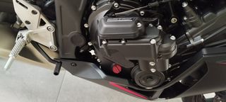 Honda CBR 650 2024 e-clutch + 1300€ ΑΞΕΣΟΥΑΡ ΔΩΡΟ-thumb-3