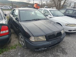 Skoda Octavia 2002 Πωλείται Ολόκληρο αυτοκίνητο για ανταλλακτικά-thumb-1