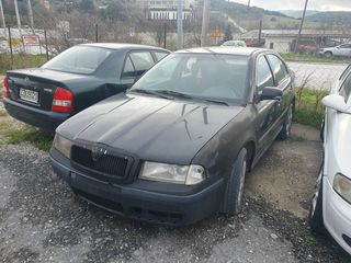 Skoda Octavia 2002 Πωλείται Ολόκληρο αυτοκίνητο για ανταλλακτικά-thumb-2