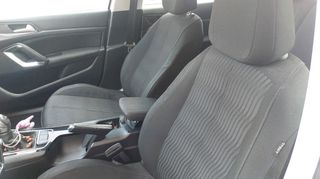 Peugeot 308 2016-thumb-10