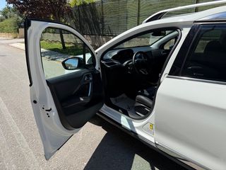 Peugeot 2008 2015 ALLURE 6TAXYTO DIESEL EURO 6-thumb-9