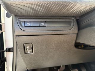 Peugeot 2008 2015 ALLURE 6TAXYTO DIESEL EURO 6-thumb-17