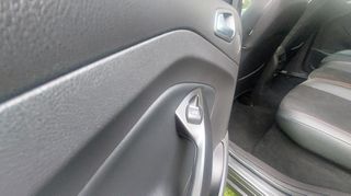 Ford C-Max 2018 1.5 diesel titanium-thumb-28