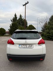 Peugeot 2008 2016-thumb-5