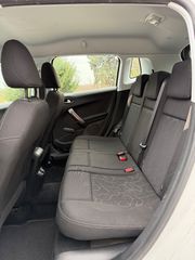 Peugeot 2008 2016-thumb-21