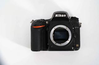 NIKON D750 FULL FRAME DSLR-thumb-1