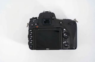 NIKON D750 FULL FRAME DSLR-thumb-2