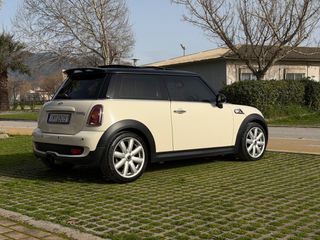 Mini Cooper S 2011-thumb-2