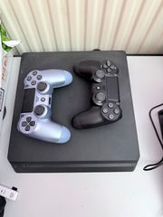 Ps4 slim + 2 controllers χειριστήρια