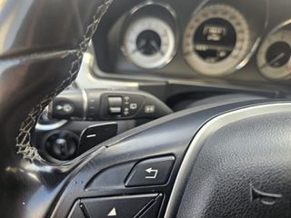 Mercedes-Benz GLK 250 2013-thumb-12