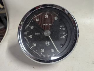Alfa Romeo Junior στροφόμετρο Veglia