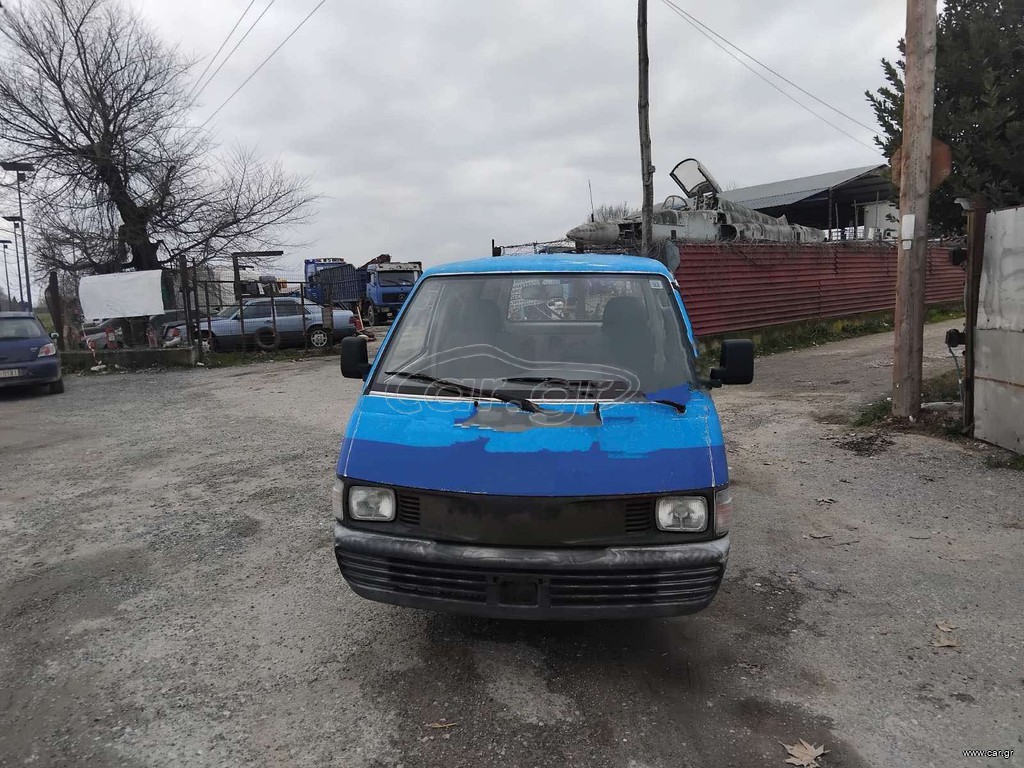Κλούβα Toyota 1993 laitaysi