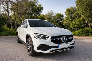 Mercedes-Benz GLA 250 2021 ΕΛΛΗΝΙΚΟ 250e 1.3 EQ POWER PLUG-IN 8G-DCT-thumb-2