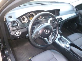 Mercedes-Benz C 200 2012-thumb-8