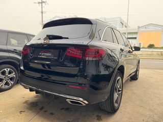 Mercedes-Benz GLC 300 2022 DE 4MATIC 9G-TRONIC AMG LINE-thumb-5