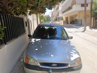 Ford Fiesta 2000