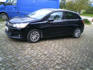Citroen C4 2011-thumb-1