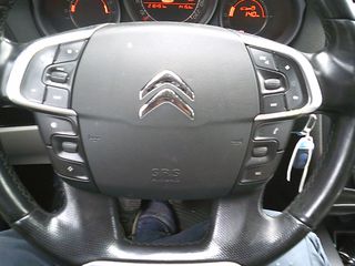 Citroen C4 2011-thumb-8