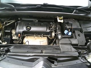 Citroen C4 2011-thumb-14