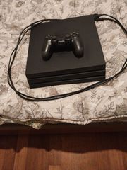 PlayStation 4 pro-thumb-1
