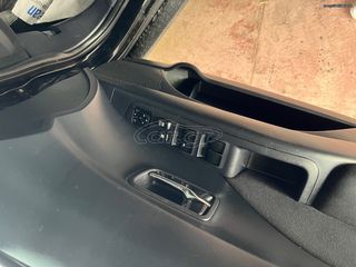 Citroen C-Crosser 2009-thumb-10