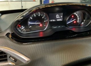Peugeot 2008 2018 1.2 e-VTI STYLE-thumb-24