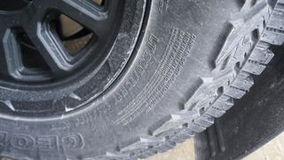 2000χιλ 265/70R17-thumb-1