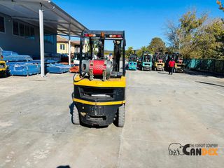CAT 2006 GP25N-thumb-2