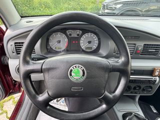 Skoda Octavia 1998 1.6 cc-thumb-36