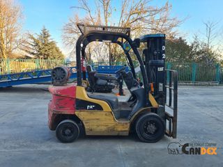 CAT 2006 GP25N-thumb-1