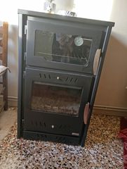 Ξυλόσομπα με φούρνο