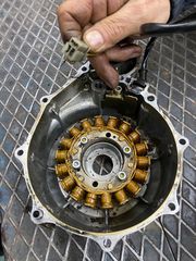 Πωλούνται πηνία γνήσια Honda transalp 650